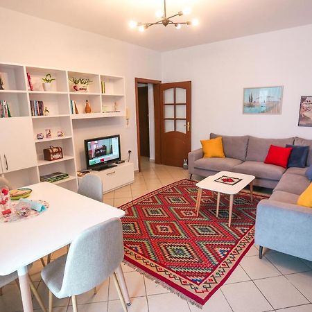 Tirana Views Apartment - Comfy & Spacious ภายนอก รูปภาพ