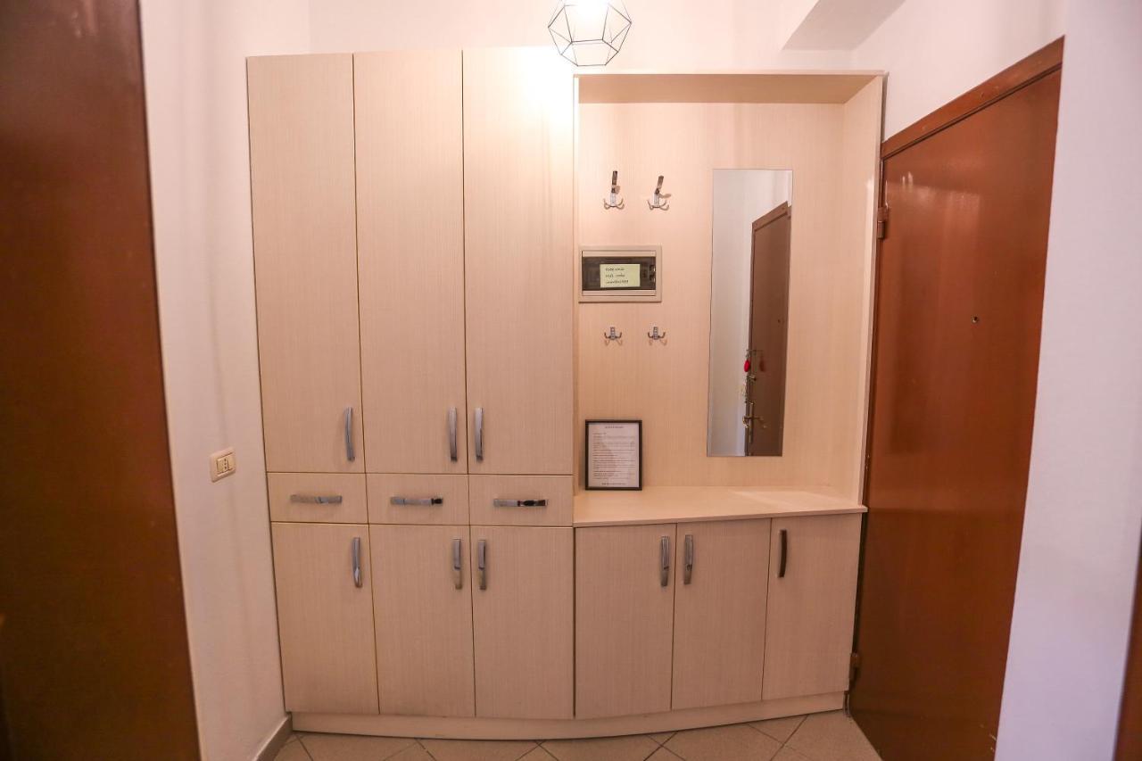 Tirana Views Apartment - Comfy & Spacious ภายนอก รูปภาพ